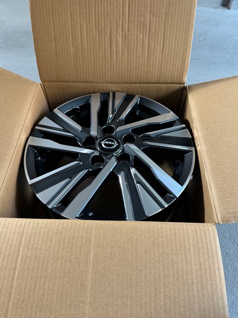 16インチホイール 16X6.0J 日産セレナ純正　4本セット