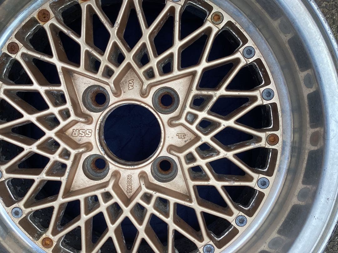 SSRスピードスター15インチ ホイール4本セット PCD114.３