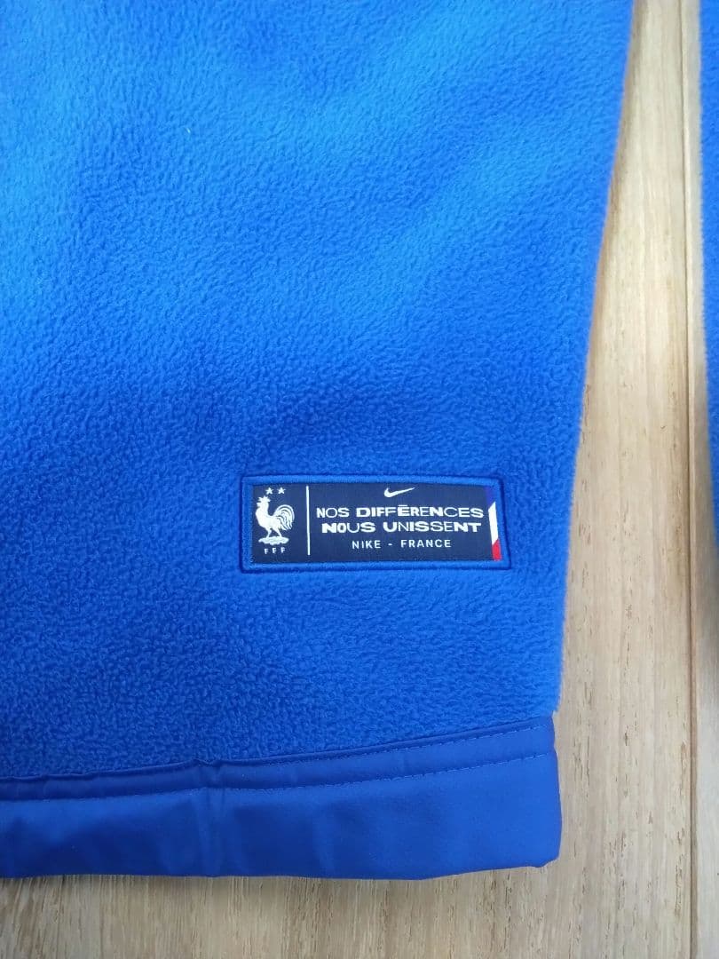 未使用　2022 フランス代表 ウィンターライズド AWF ジャケット　L 相当