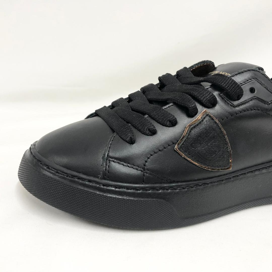 ○★新品未使用　PHILIPPE MODEL　TEMPLE　ブラック　23cm