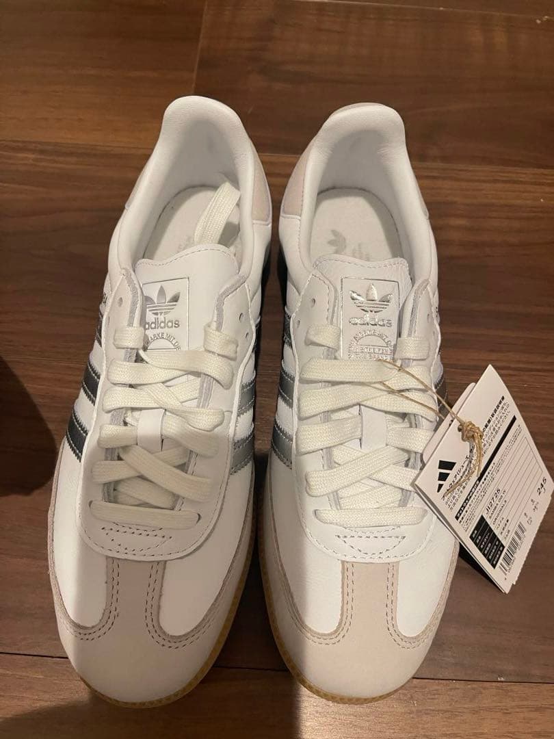 Adidas サンバOG ホワイト シルバー