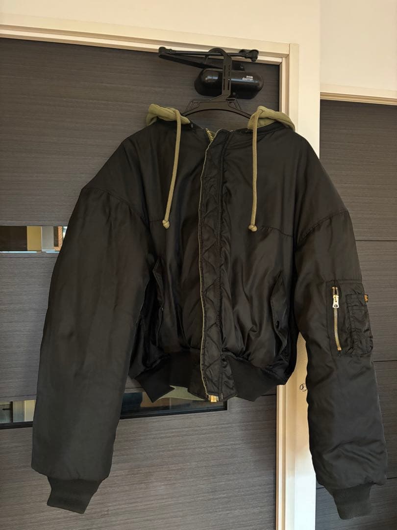 最終値下げです！VETEMENTS リバーシブルMA-1 ボンバージャケット