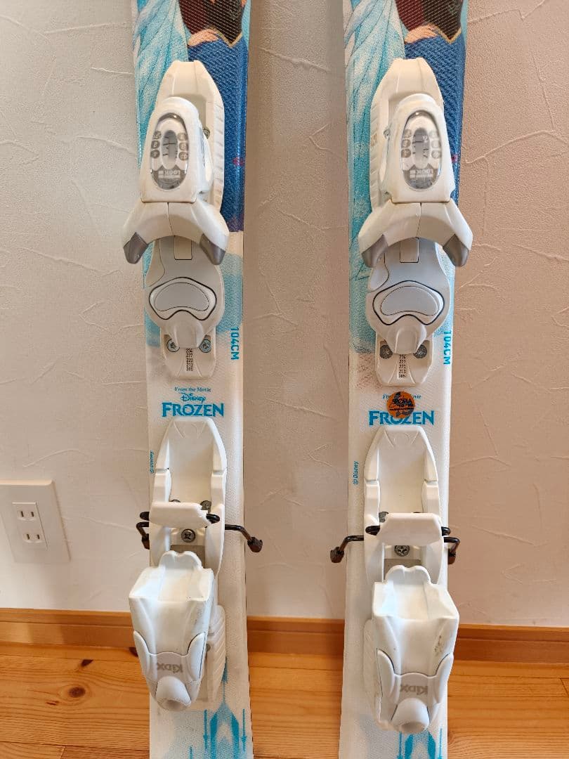 ロシニョール　アナ雪 スキー板、ブーツセット