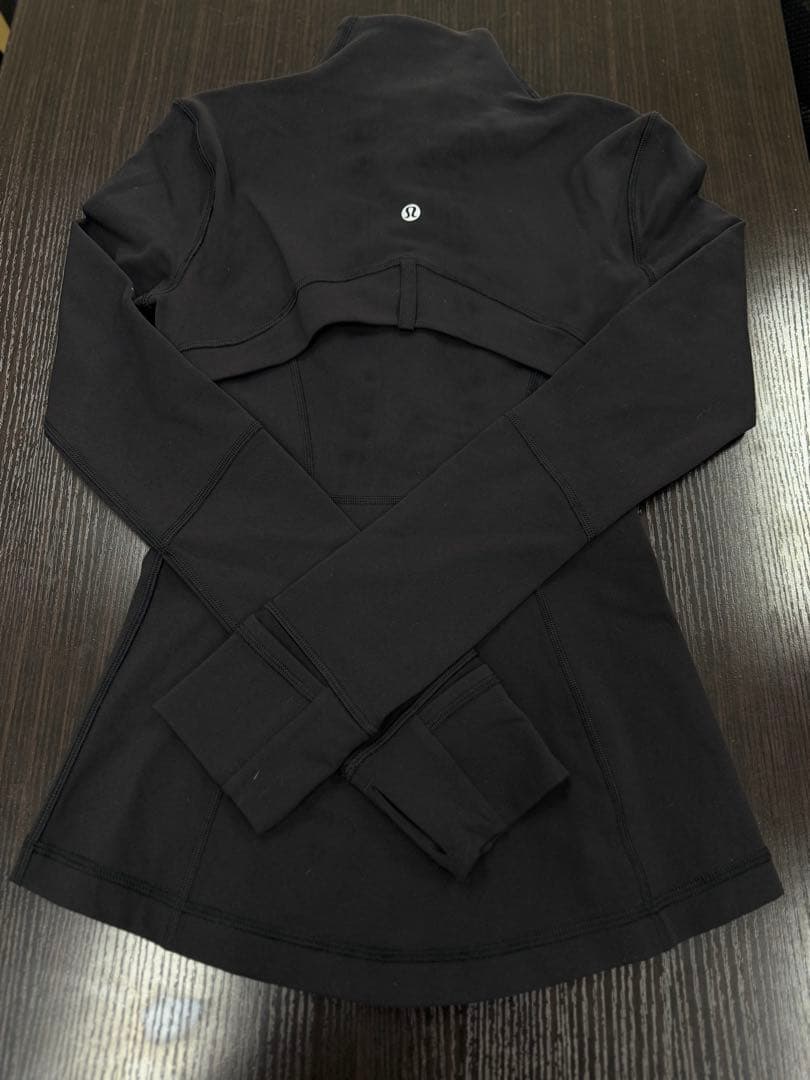 【超美品】ルルレモン Define ジャケットxs