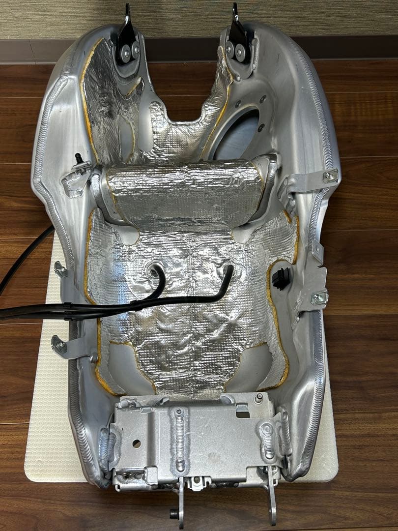 R ninet アルミタンク 溶接ビード rninet  R nine T