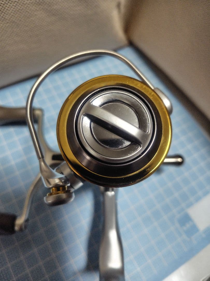 ダイワ LUVIAS 04ルビアス　2506 スピニングリール