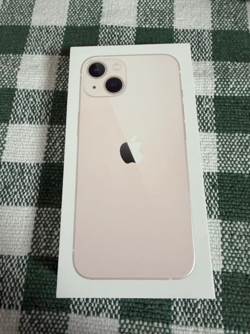 Apple iPhone 13 本体 新品　ピンク