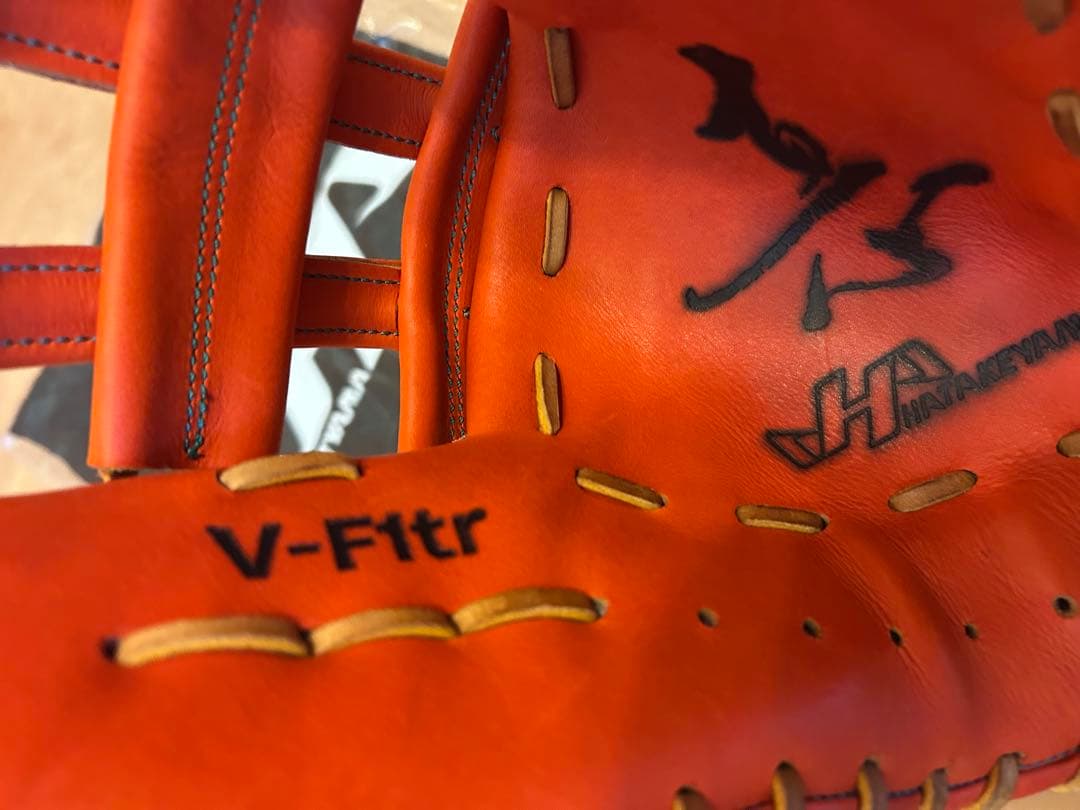 HATAKEYAMA ハタケヤマ　硬式　ファーストミット　型番Ｖ-F1tr 袋付