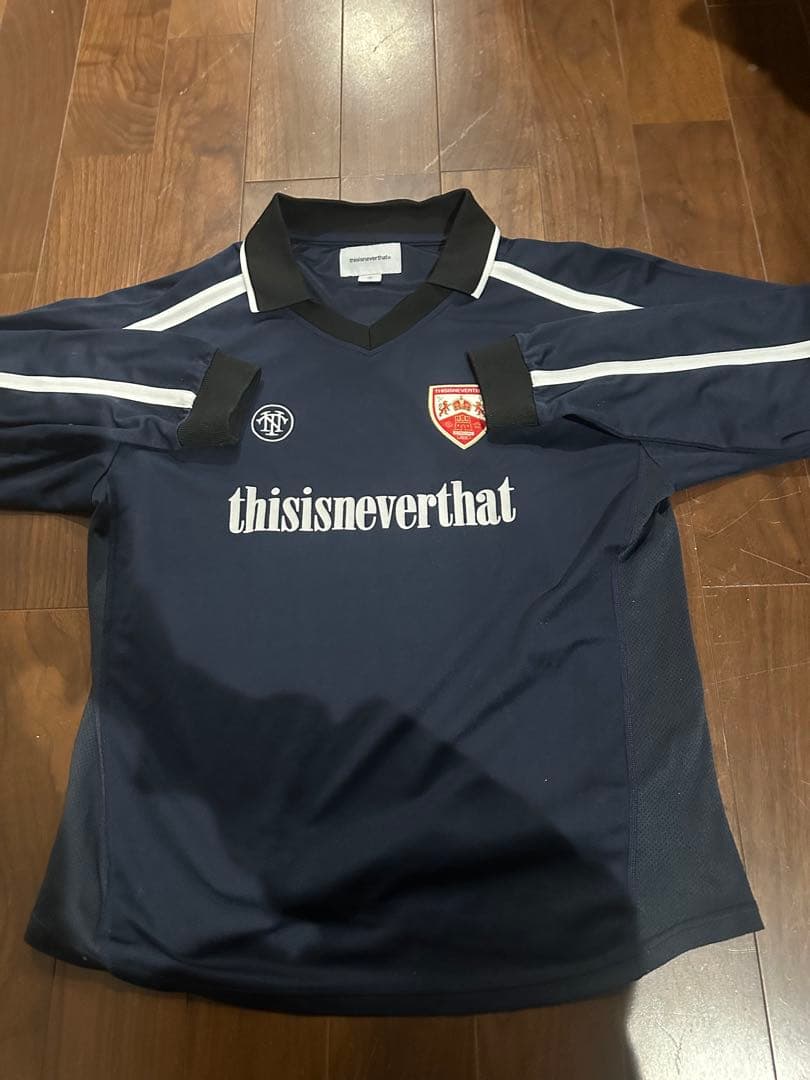 thisisneverthat サッカーシャツ Sサイズ ネイビー