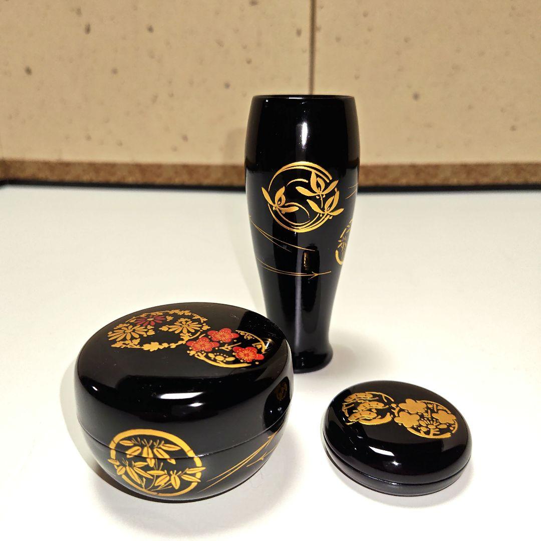 新春セール!　茶道具　真塗花丸紋蒔絵茶箱