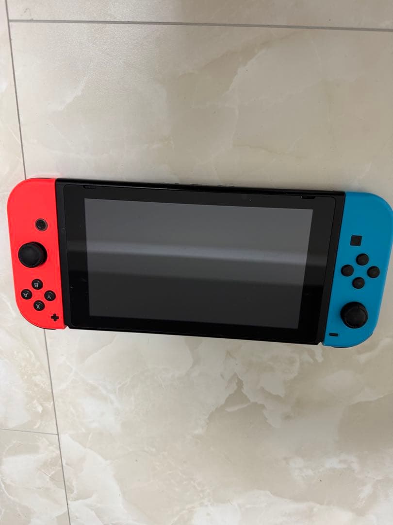 Nintendo Switch 本体 赤/青　カセット付き 右ジョイコン勝手に動