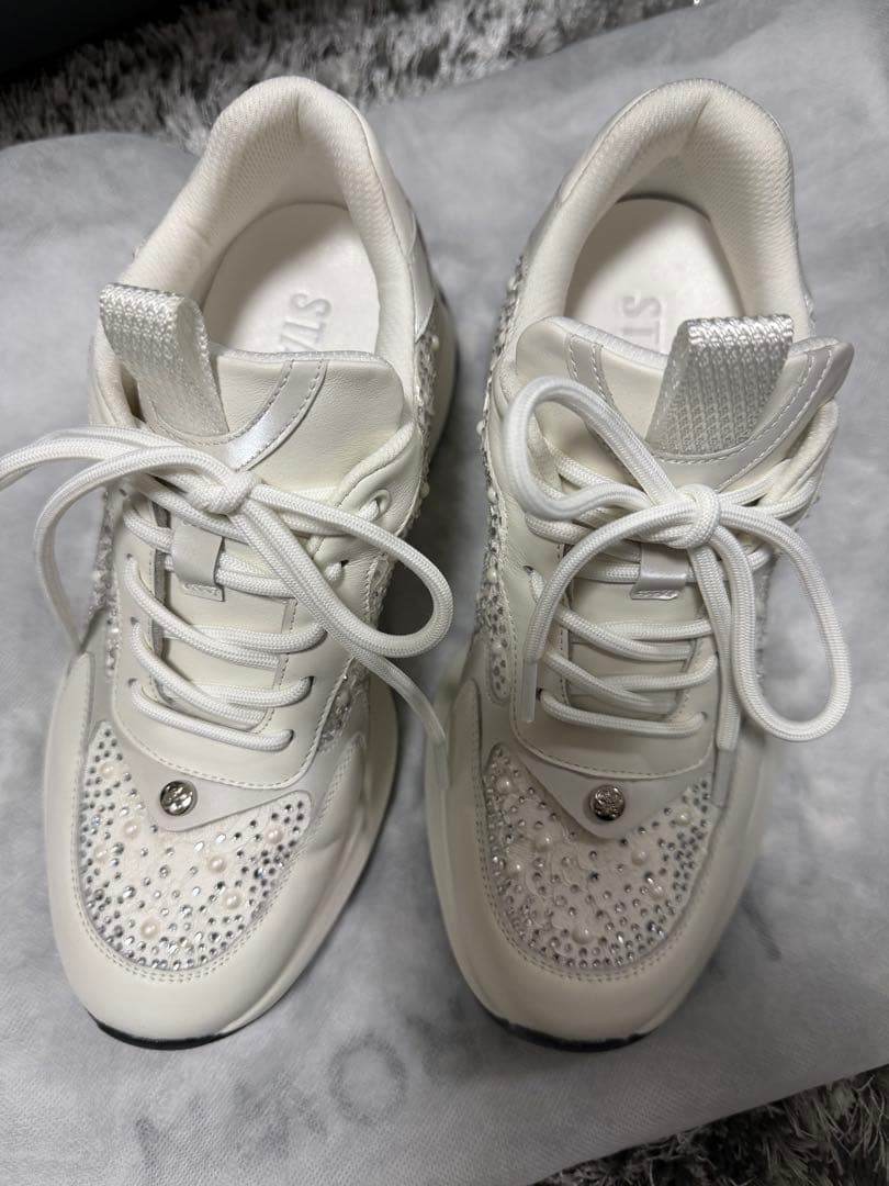 staccato パールミックスハイヒールスニーカー ホワイト