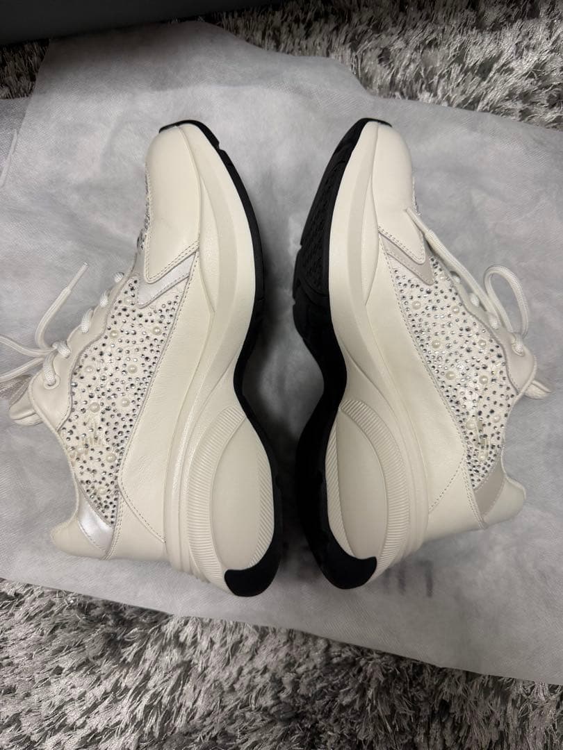 staccato パールミックスハイヒールスニーカー ホワイト