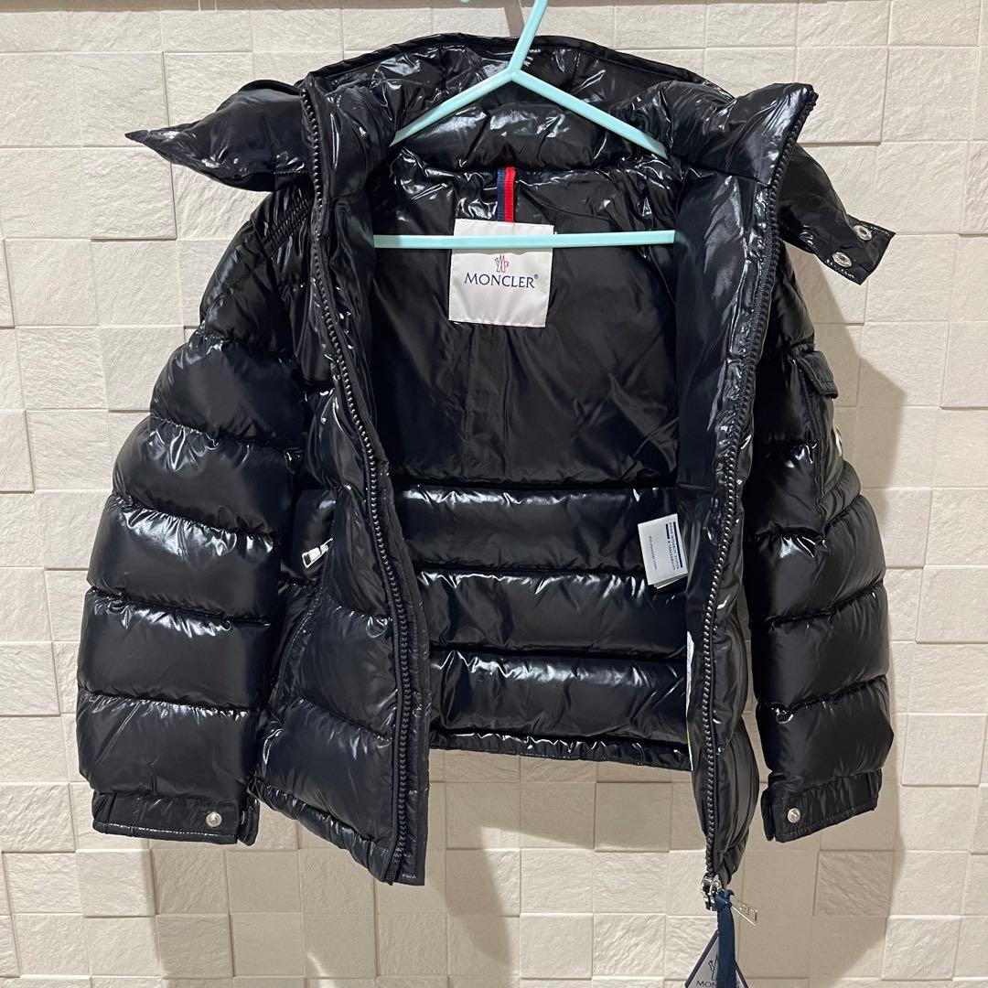 【新品タグ付き/22-23aw】モンクレール　MAYA ダウンジャケット　6Y