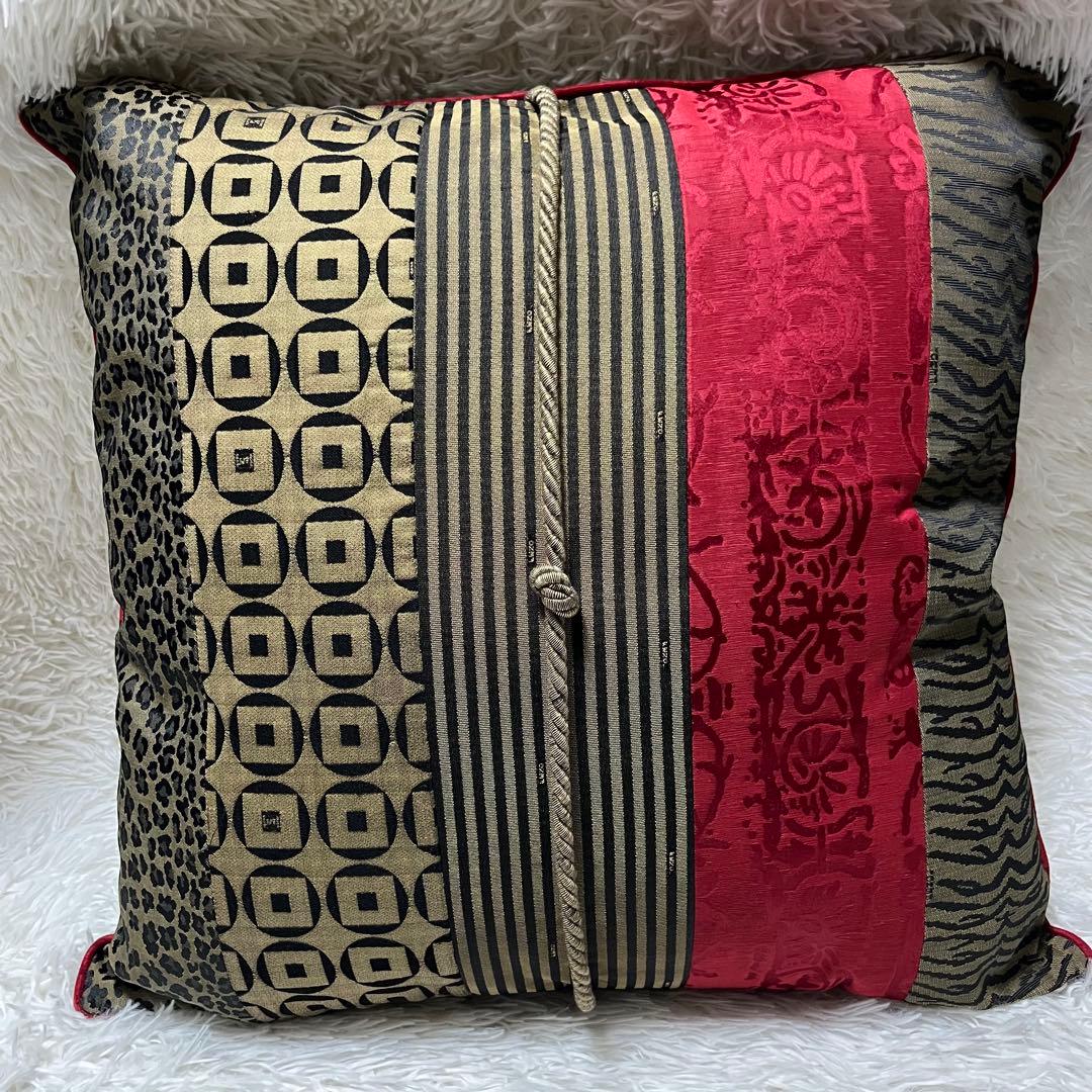 希少！FENDI 大きめ　クッション　三枚セット　ペカン　レオパード　中身付き