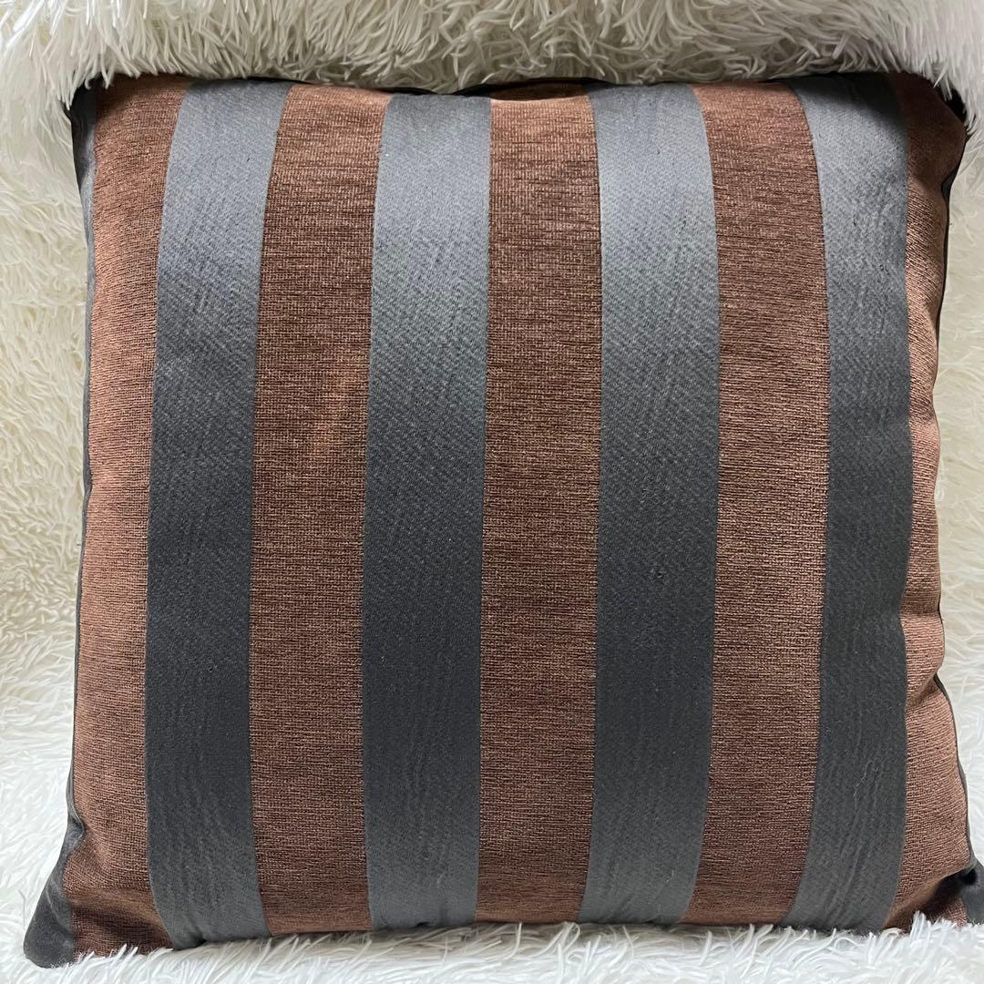 希少！FENDI 大きめ　クッション　三枚セット　ペカン　レオパード　中身付き