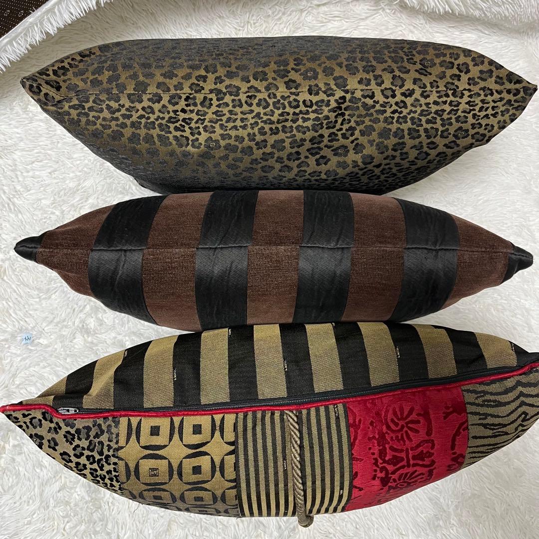 希少！FENDI 大きめ　クッション　三枚セット　ペカン　レオパード　中身付き
