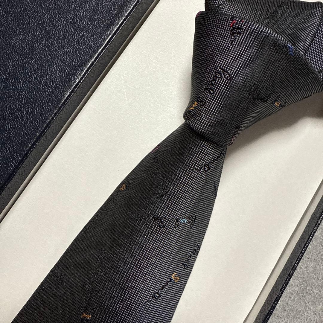 美品　ポールスミス　ネクタイ　グレー　ロゴ総柄　犬柄　シルクジャガード