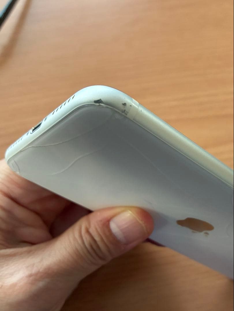 【ジャンク品】Apple iPhone SE 第2世代64GB ホワイト 本体