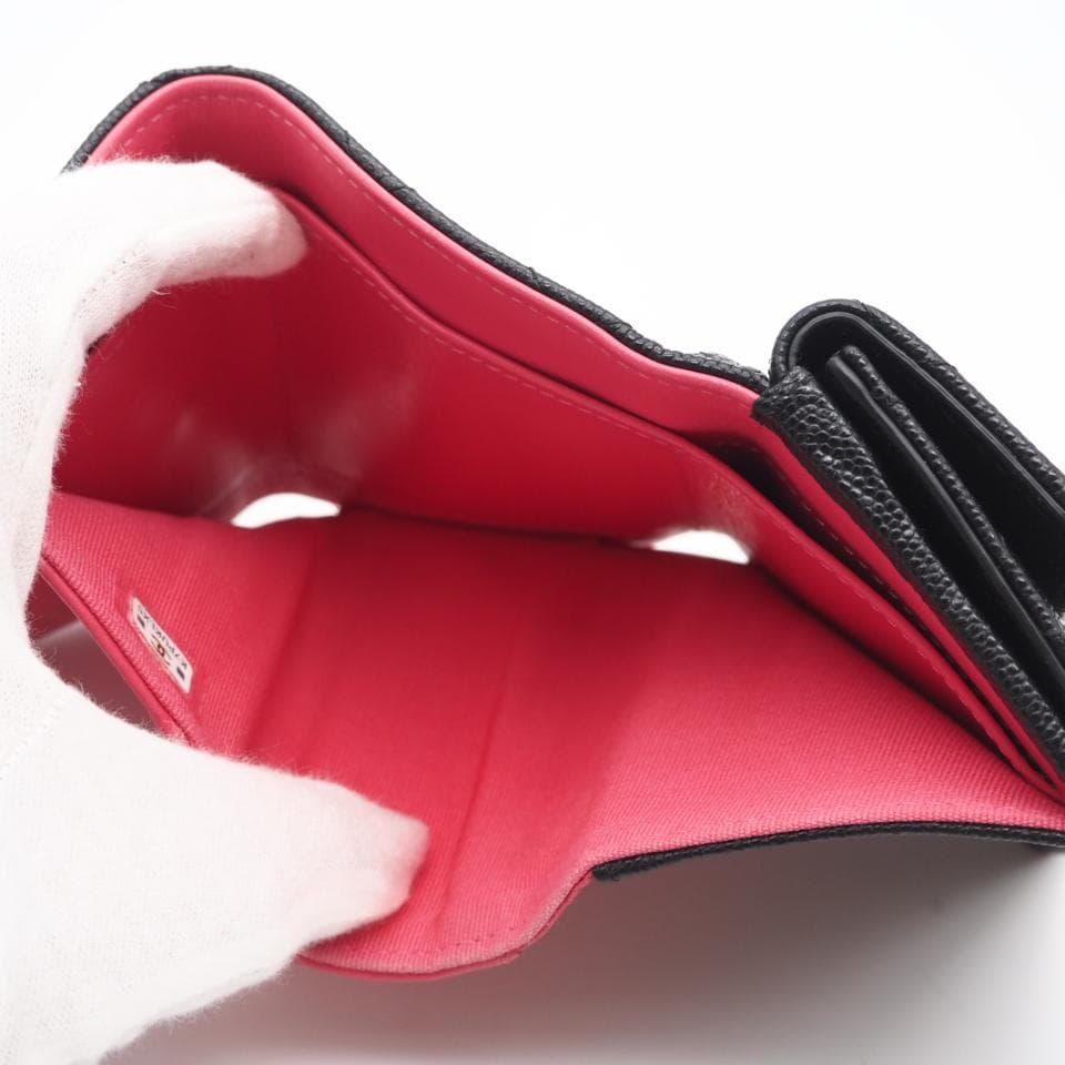 CHANEL 三つ折り財布 キャビアスキン マトラッセ コンパクトウォレット 美