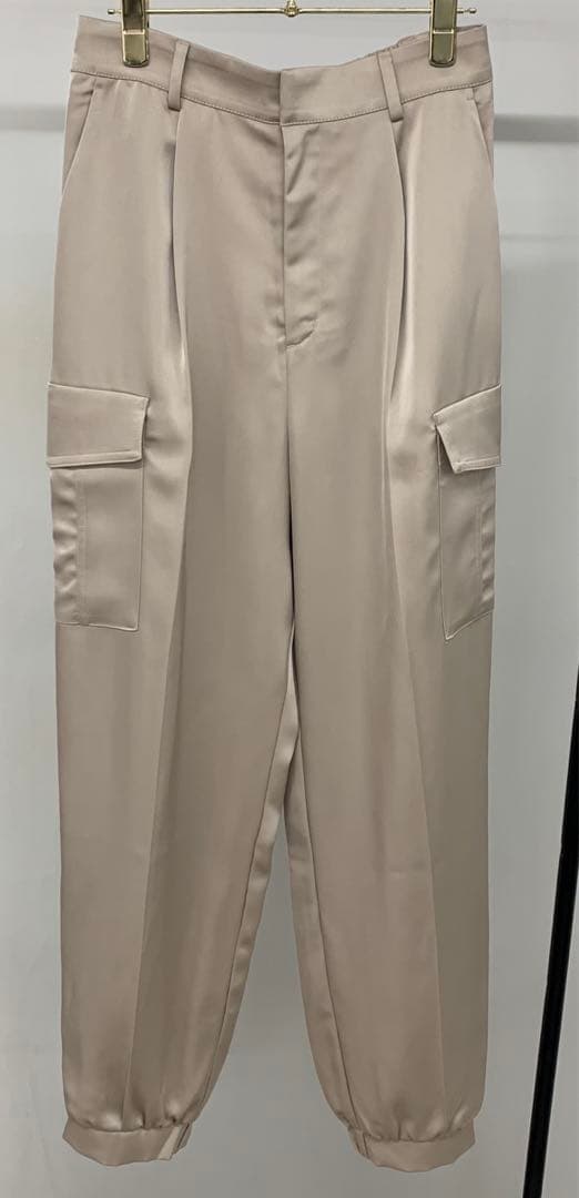 アプワイザーリッシェ　リラクシーサテンワークパンツ