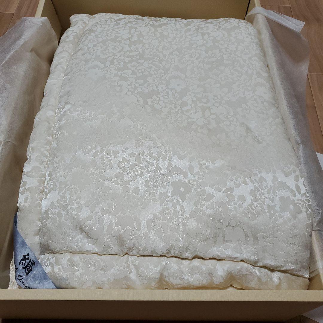 美品　未使用　正絹　絹100% 真綿布団