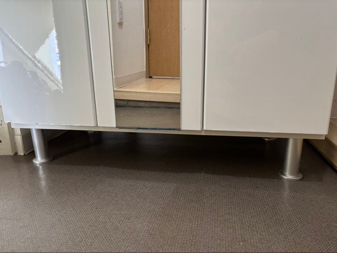 ホワイトシューズキャビネット ミラー付き