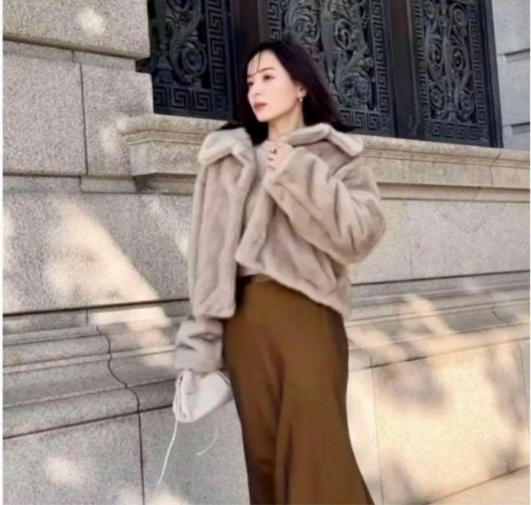 anuans ステンカラーショートファーコート