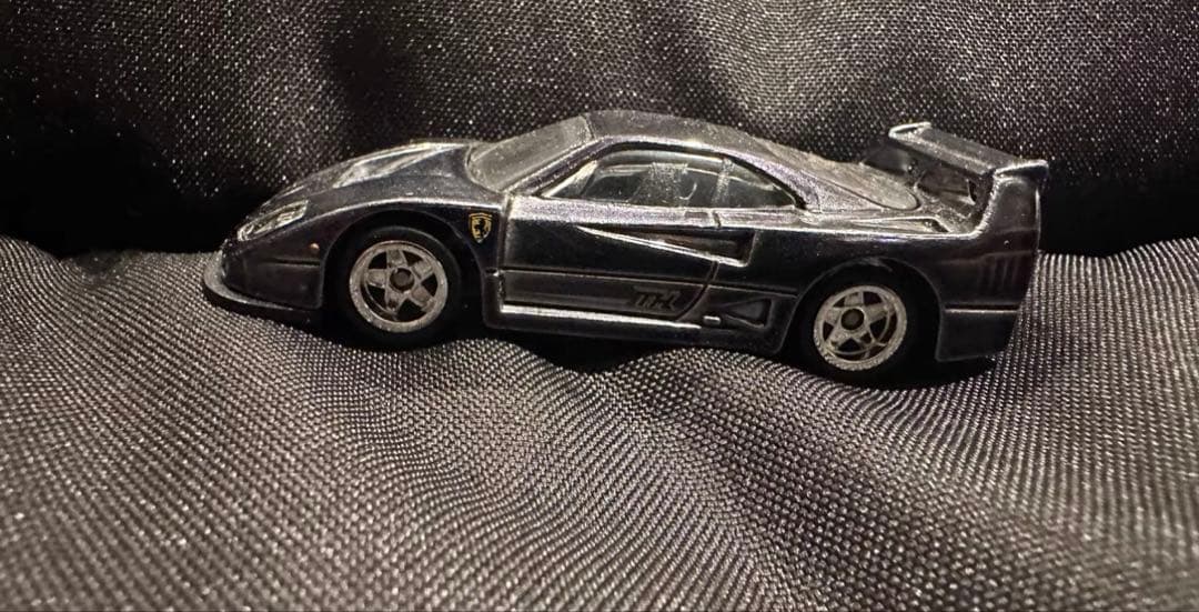 ホットウィール　スーパートレジャーハント フェラーリ　F40 黒　STH