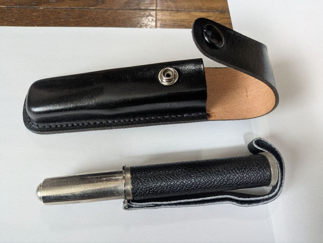 特殊警棒ケース　二点