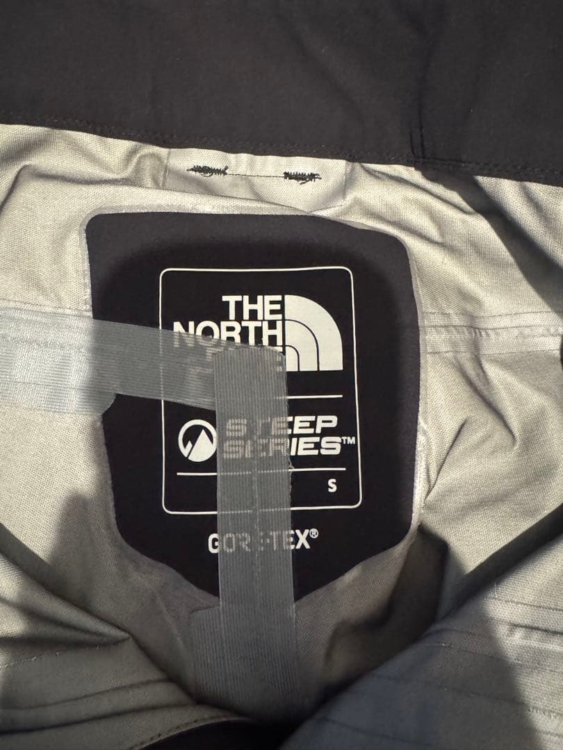 ノースフェイス　スノーウェア　Sサイズ　ゴアテックス　ビブパンツ　ユニセックス