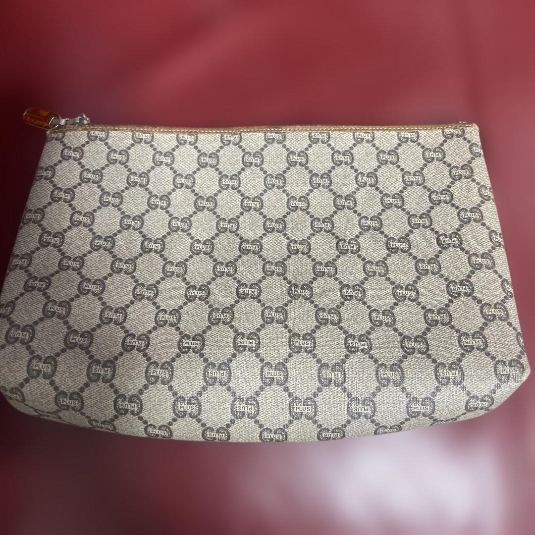 GUCCI GGパターン クラッチバッグ ベージュ