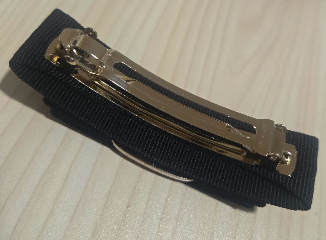 Salvatore Ferragamo ヘアピン ブラック　バレッタ