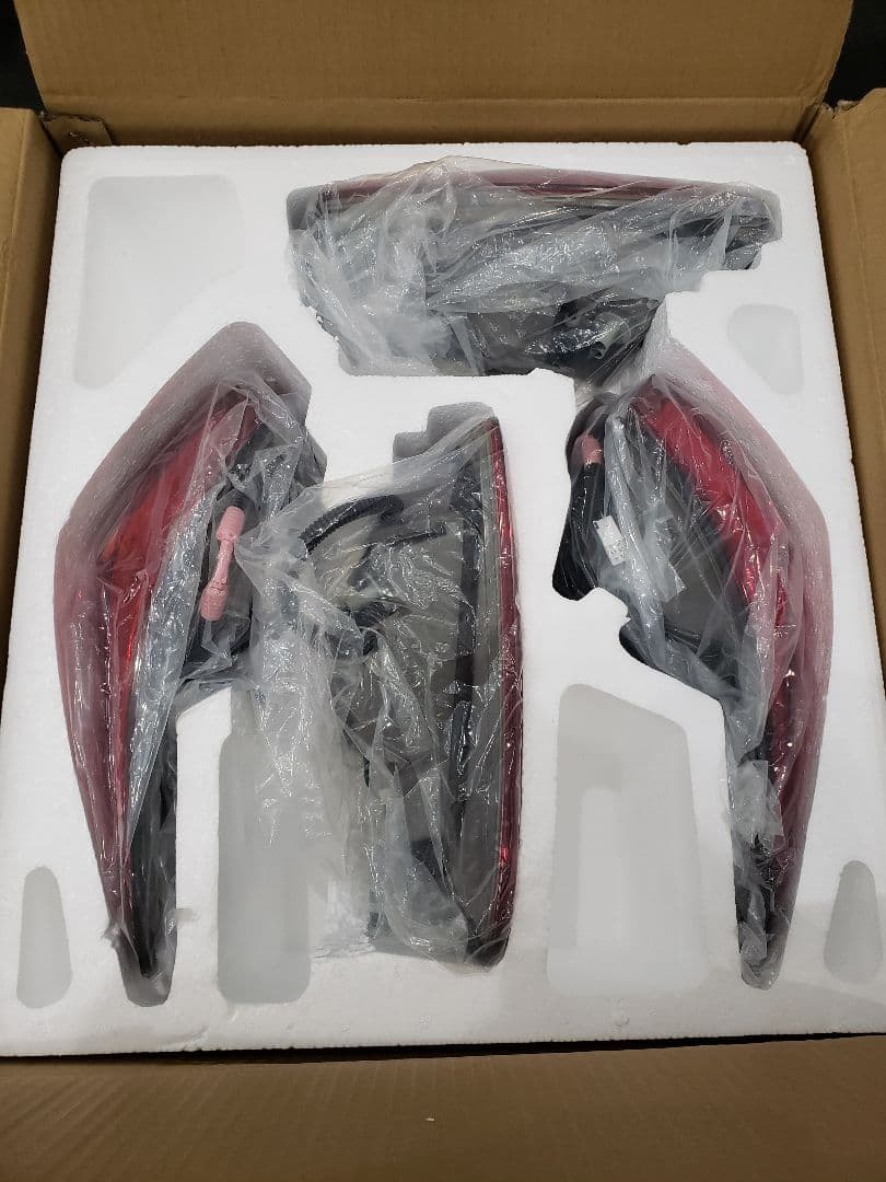 レクサス 20系 IS 後期 純正 テール レンズ ⭐中古品⭐程度良好❗