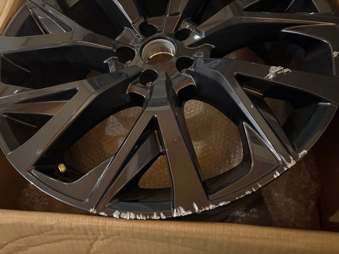 N*O様 トヨタ　クラウンエステートZ 純正21インチホイール 傷あり