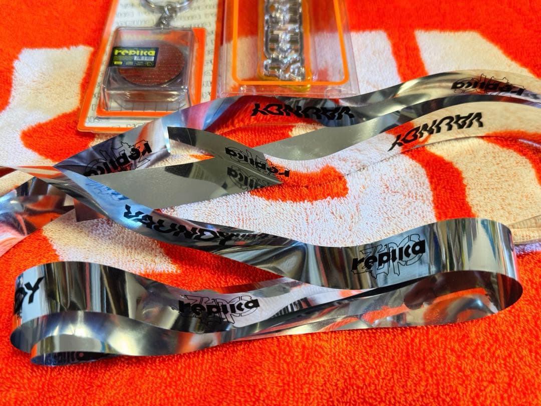 【新品未使用】Vaundy replica キーホルダー 2個セット おまけつき