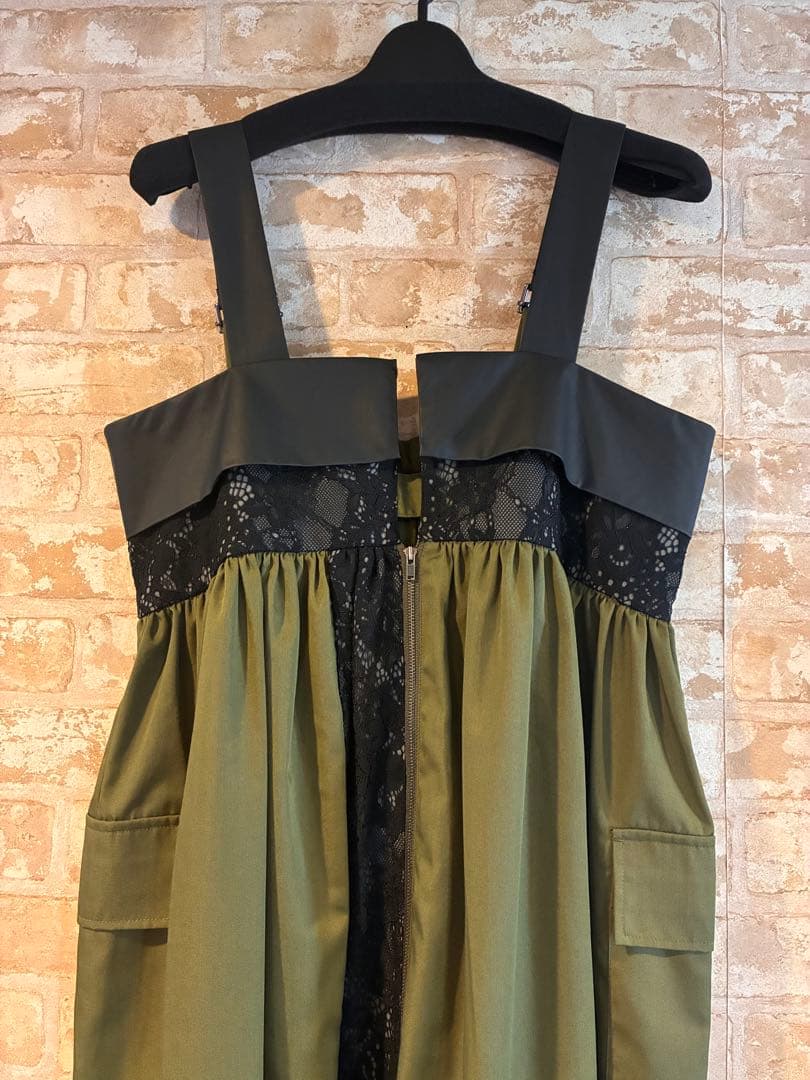 【★新品タグ付き】RADIATE ジャンパースカート　カーキ　かわいい〜！！