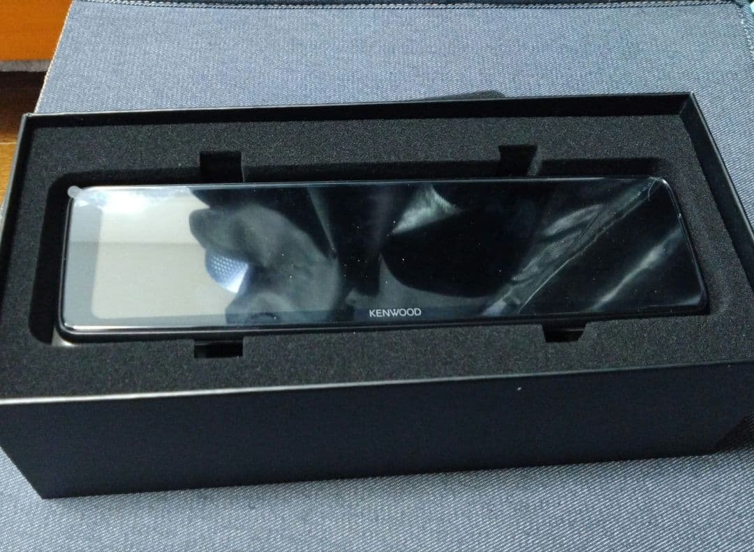 KENWOODデジタルルームミラー