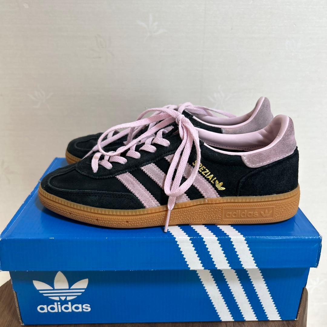adidas SPEZIAL黒/ピンク シューズ　23.5cm