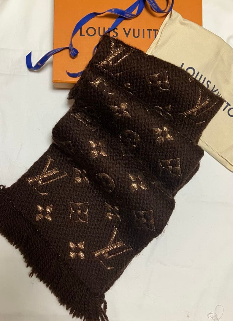 美品 ルイヴィトン エシャルプ ロゴマニア マフラー シャイン M71383
