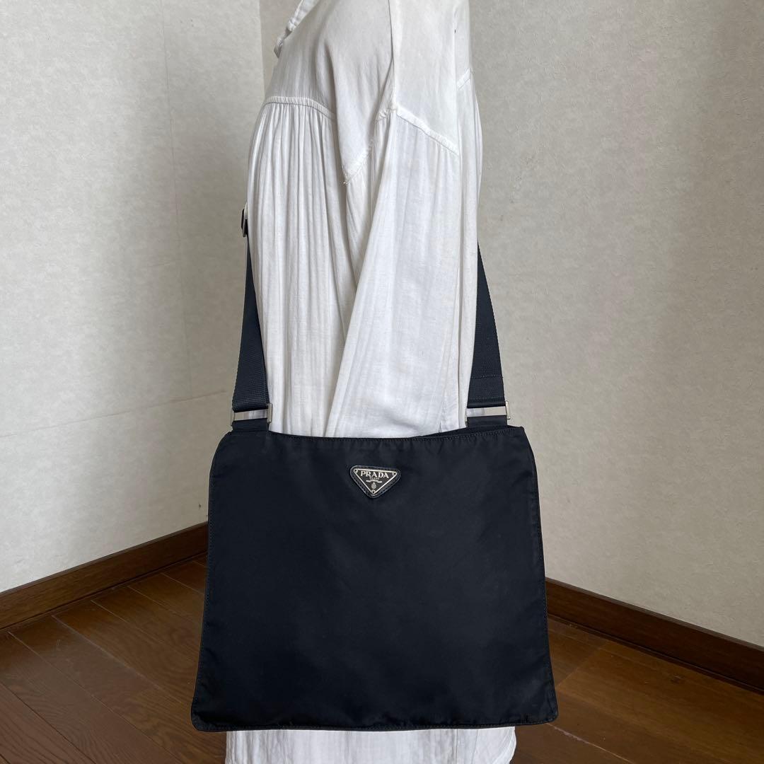 ◇ PRADA プラダ ショルダーバッグ ナイロン ブラック ◇