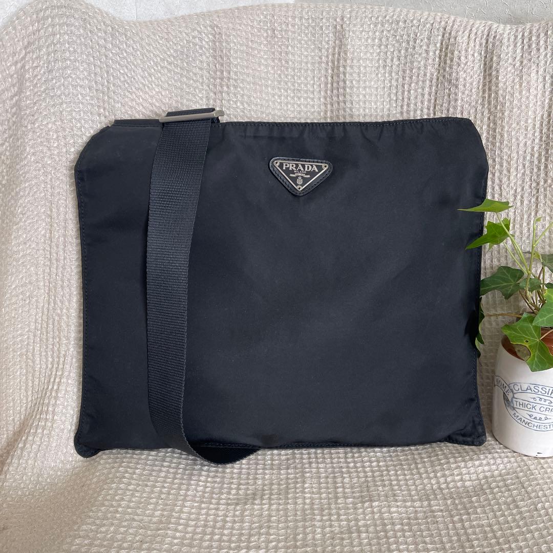 ◇ PRADA プラダ ショルダーバッグ ナイロン ブラック ◇