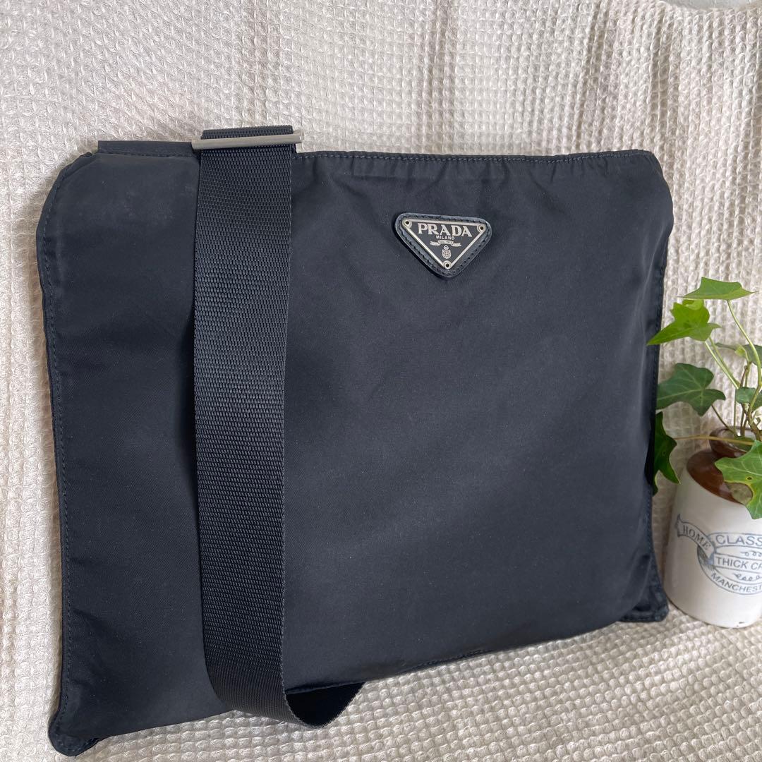◇ PRADA プラダ ショルダーバッグ ナイロン ブラック ◇