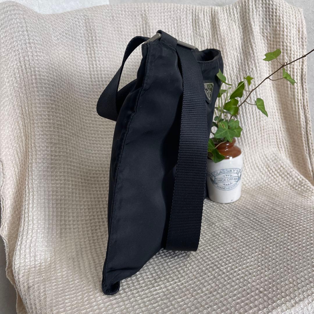 ◇ PRADA プラダ ショルダーバッグ ナイロン ブラック ◇