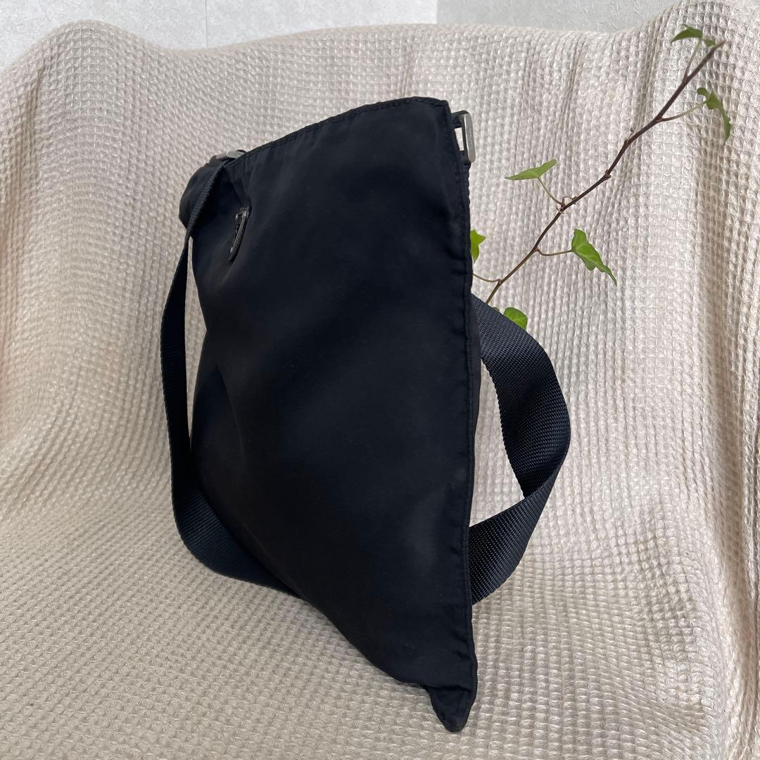 ◇ PRADA プラダ ショルダーバッグ ナイロン ブラック ◇