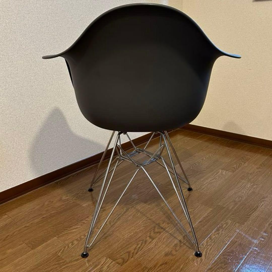 イームズ ダークグレー アームシェルチェア モダンデザイン