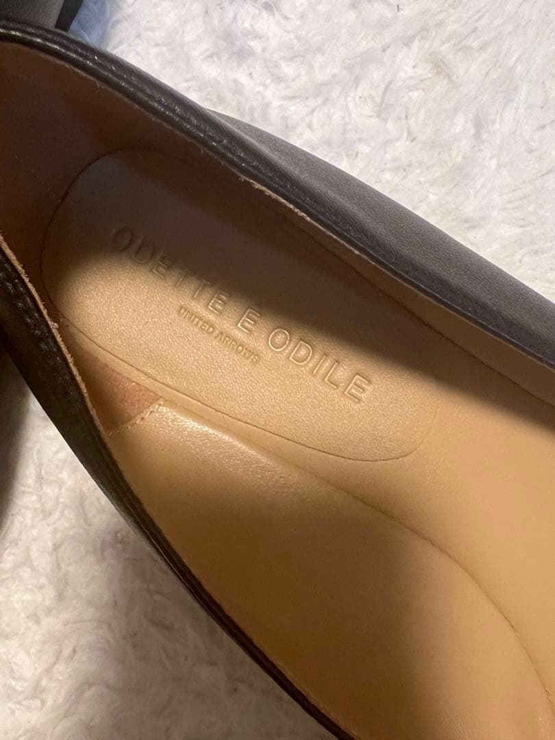 週末セール　新品未使用　オデットエオディール　オブリークバックルフラットパンプス