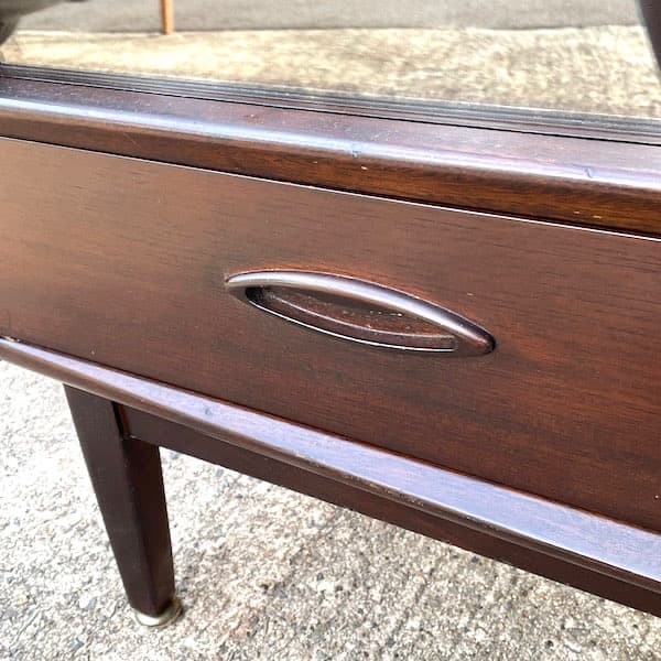 イギリスビンテージ　ガラスキャビネット　ブックシェルフ　サイドボード