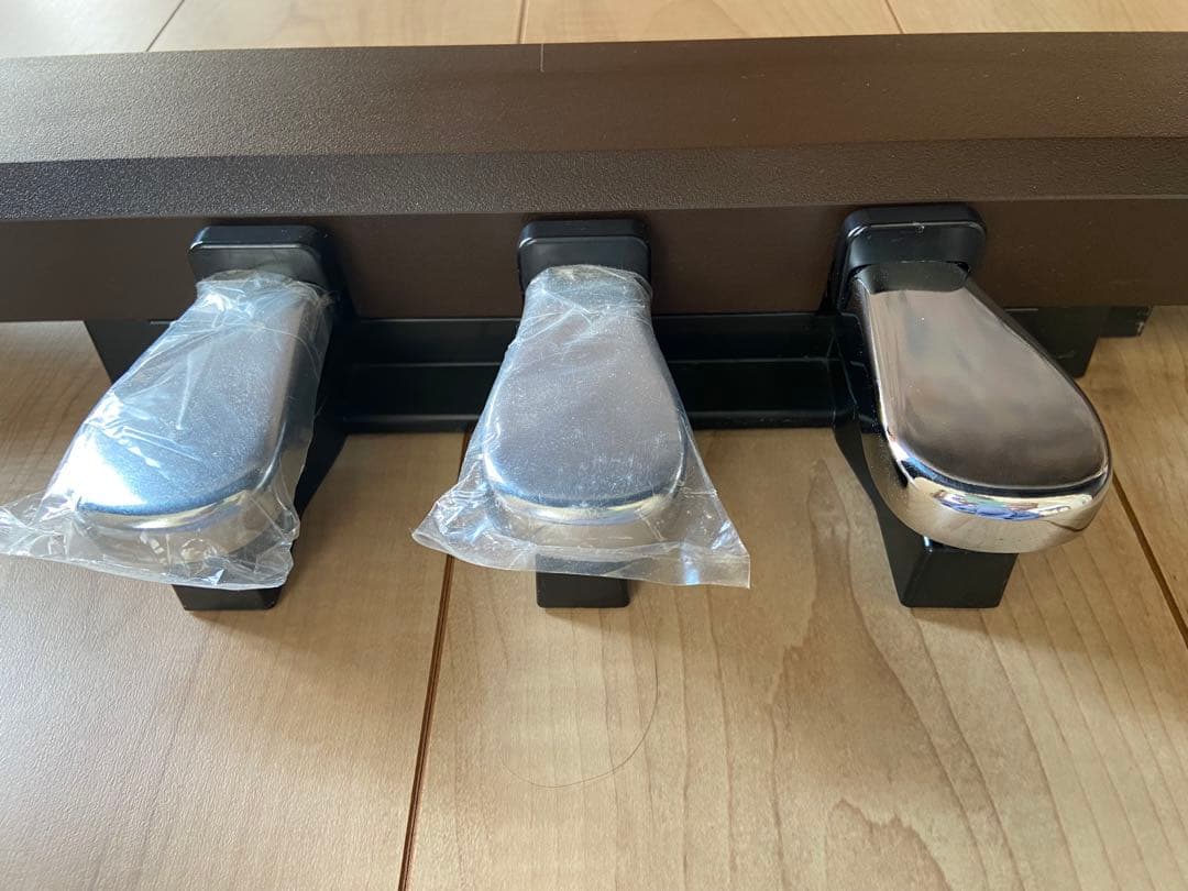 PX-770ブラウン | 横浜市金沢区 イス・ヘッドフォン付き