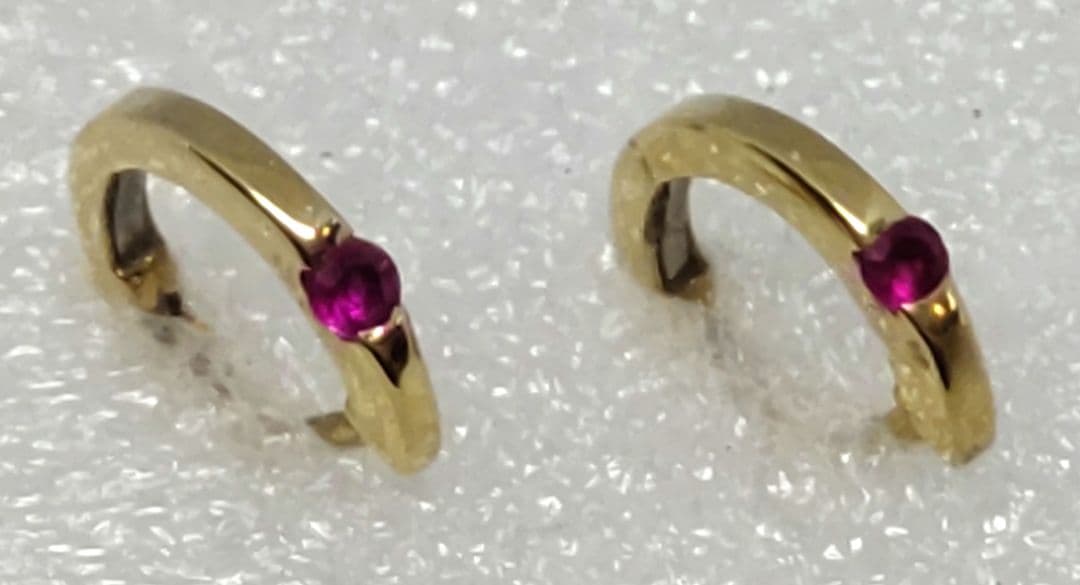 k18yg ルビーフープピアス 0.04+0.04カラット